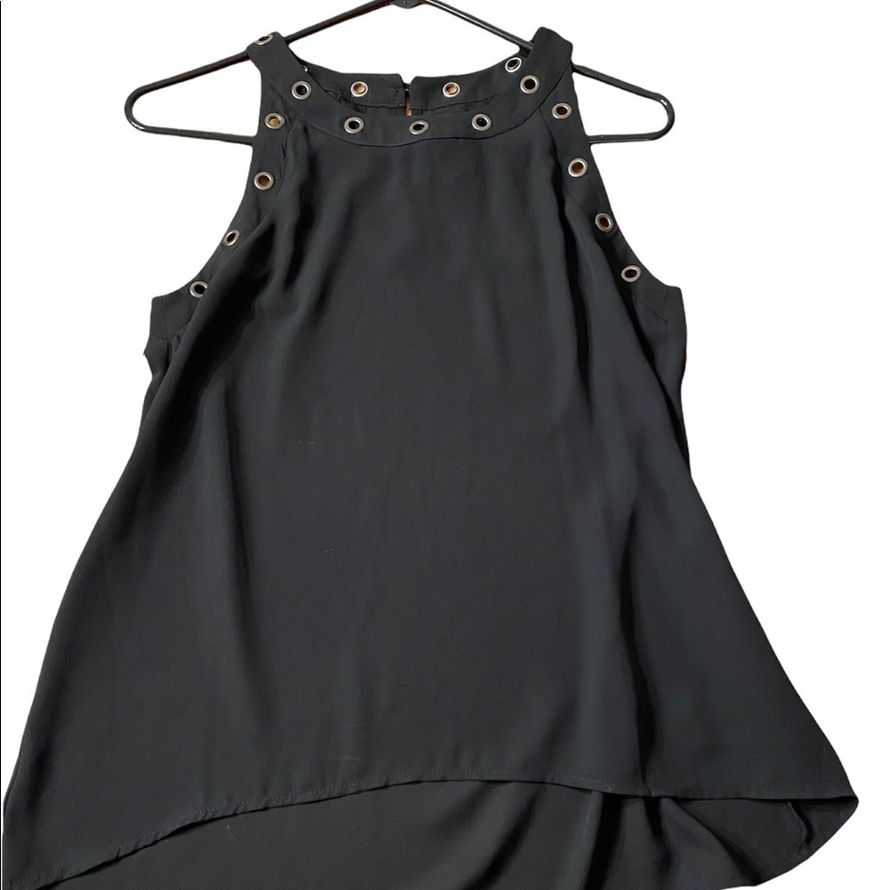 NWT Trouvé Nordstrom Sleeveless Black Top trimmed in circled decoration. Size S